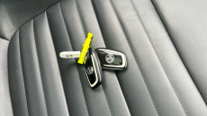 MG Hs 1.5 T-GDI Exclusive 5dr DCT Petrol Hatchback